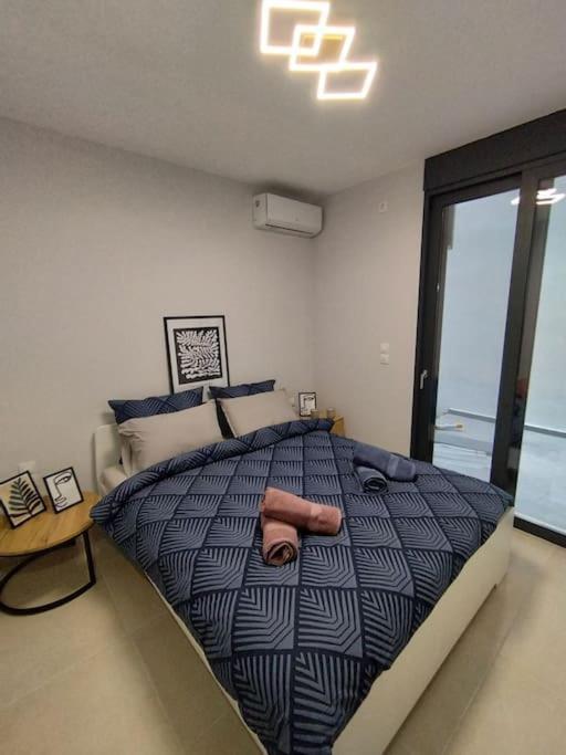Floral Home 1 - Ground Floor Apt With Courtyard And Private Parking! Αθήνα Εξωτερικό φωτογραφία
