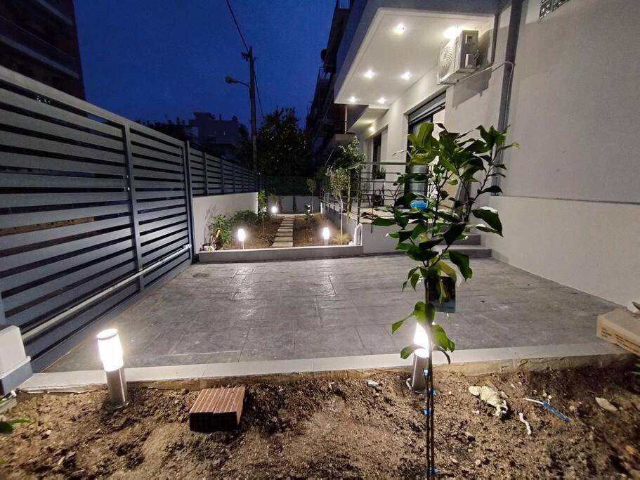 Floral Home 1 - Ground Floor Apt With Courtyard And Private Parking! Αθήνα Εξωτερικό φωτογραφία