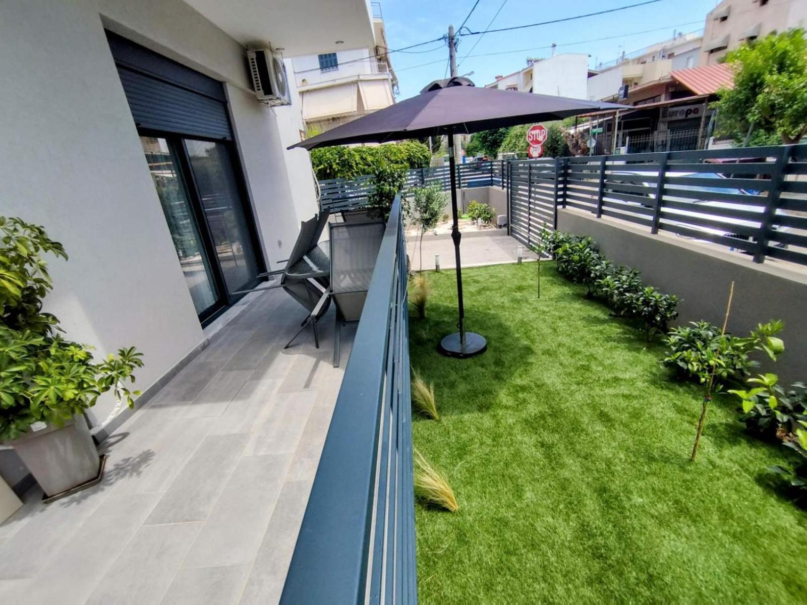 Floral Home 1 - Ground Floor Apt With Courtyard And Private Parking! Αθήνα Εξωτερικό φωτογραφία